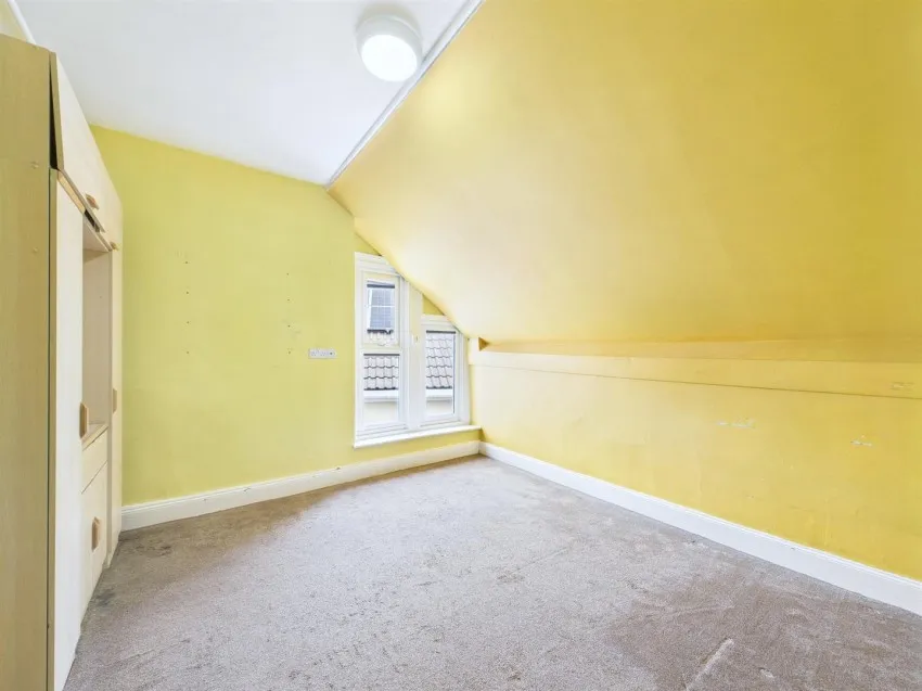 487,
                                Gloucester Road, Horfield,
                                Bristol, BS7 8UA