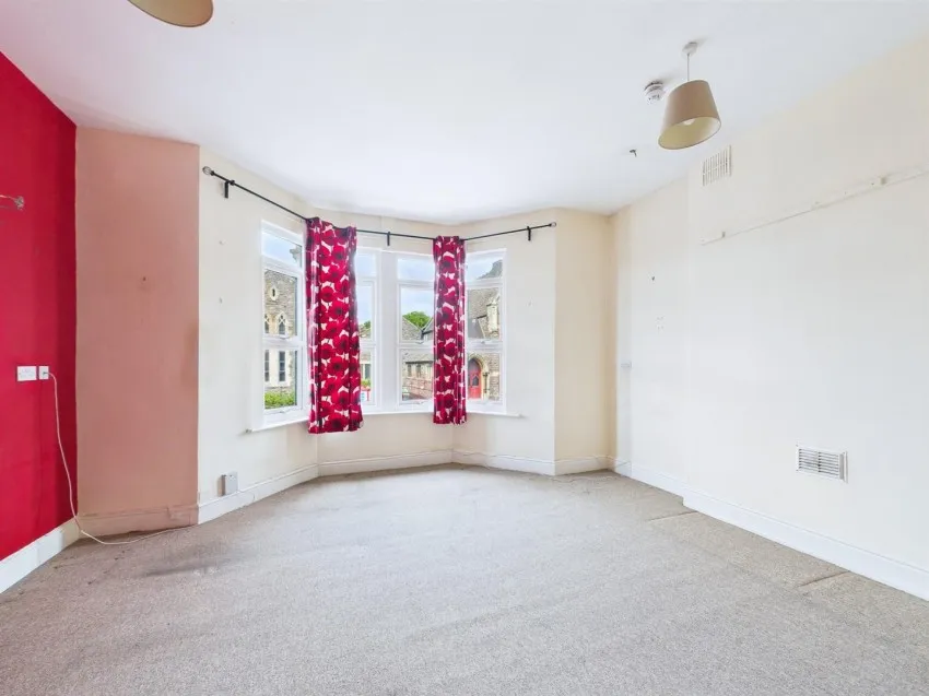 487,
                                Gloucester Road, Horfield,
                                Bristol, BS7 8UA