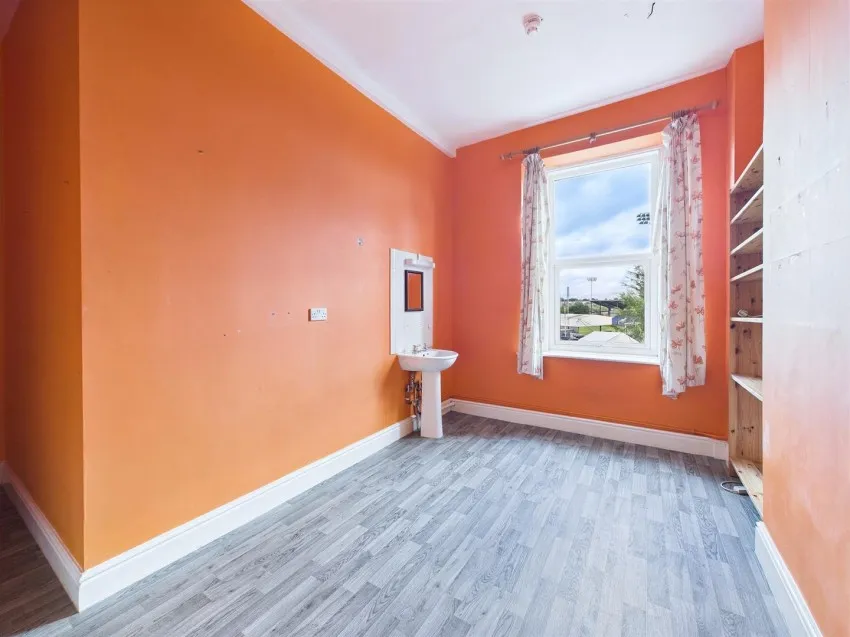 487,
                                Gloucester Road, Horfield,
                                Bristol, BS7 8UA