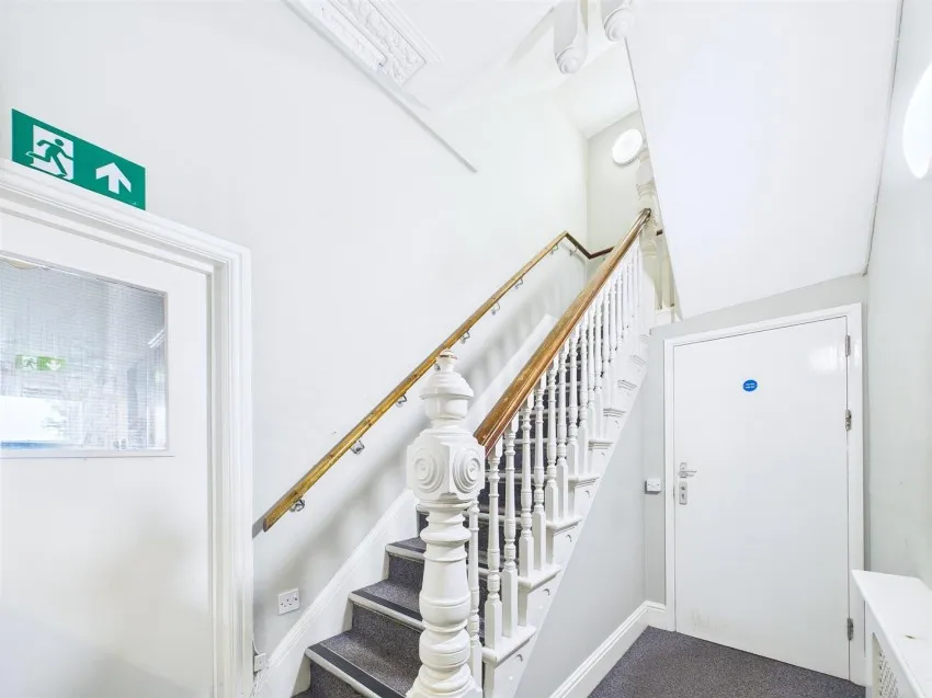 487,
                                Gloucester Road, Horfield,
                                Bristol, BS7 8UA
