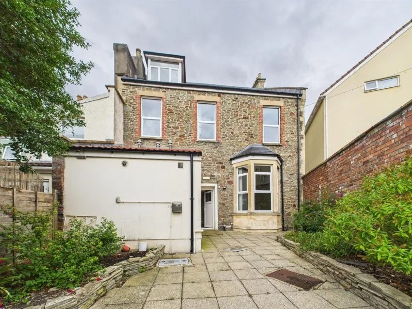 487,
                                Gloucester Road, Horfield,
                                Bristol, BS7 8UA