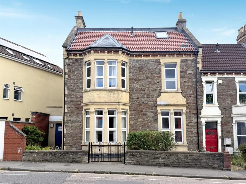 487,
                                Gloucester Road, Horfield,
                                Bristol, BS7 8UA