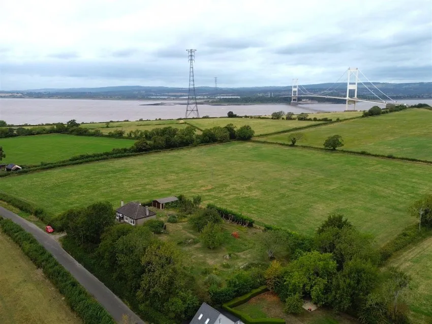 Austreclive,
                                Passage Road, Aust,
                                Bristol, BS35 4BG