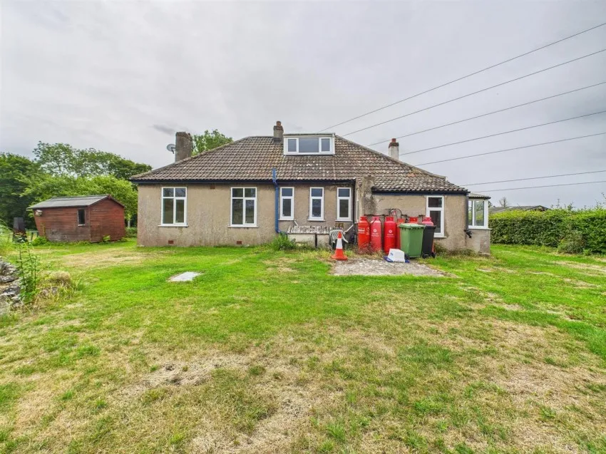 Austreclive,
                                Passage Road, Aust,
                                Bristol, BS35 4BG