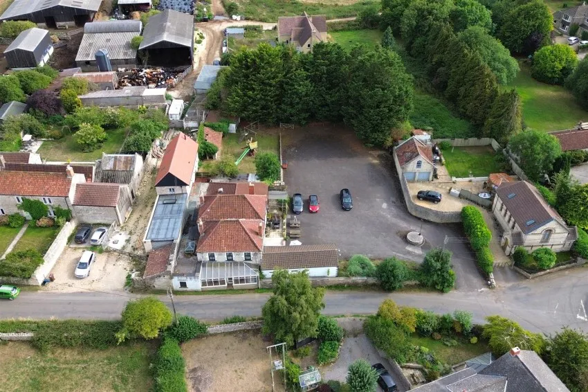 The Crown Inn,
                                Clapton road, Clapton,
                                Radstock, BA3 4EB