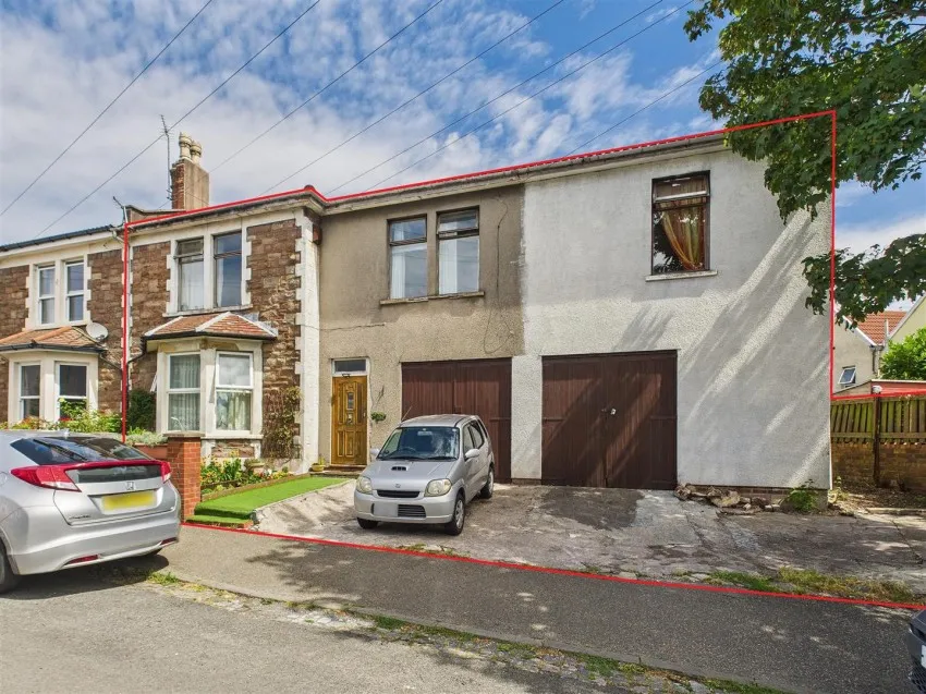 5,
                                Ash Road, Bishopston,
                                Bristol, BS7 8RN
