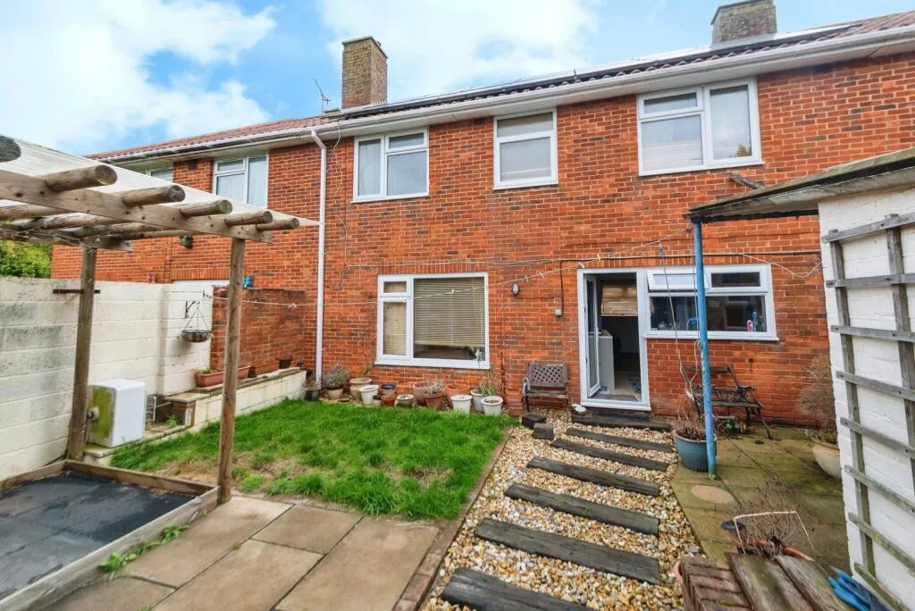 3 bed Terraced