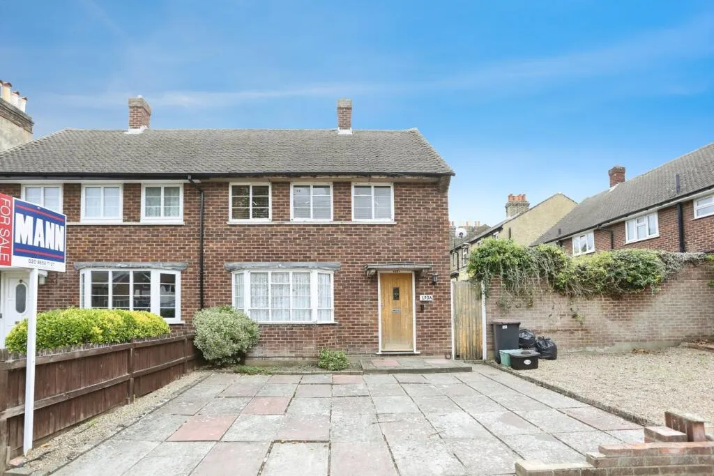 2 bed Semi-Detached