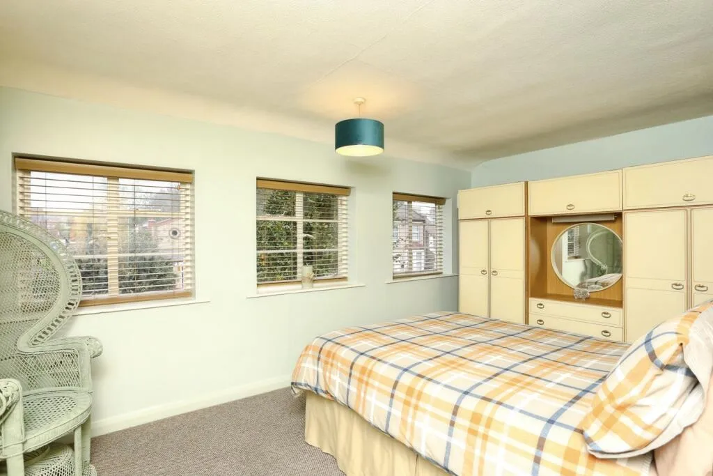 2 bed Semi-Detached