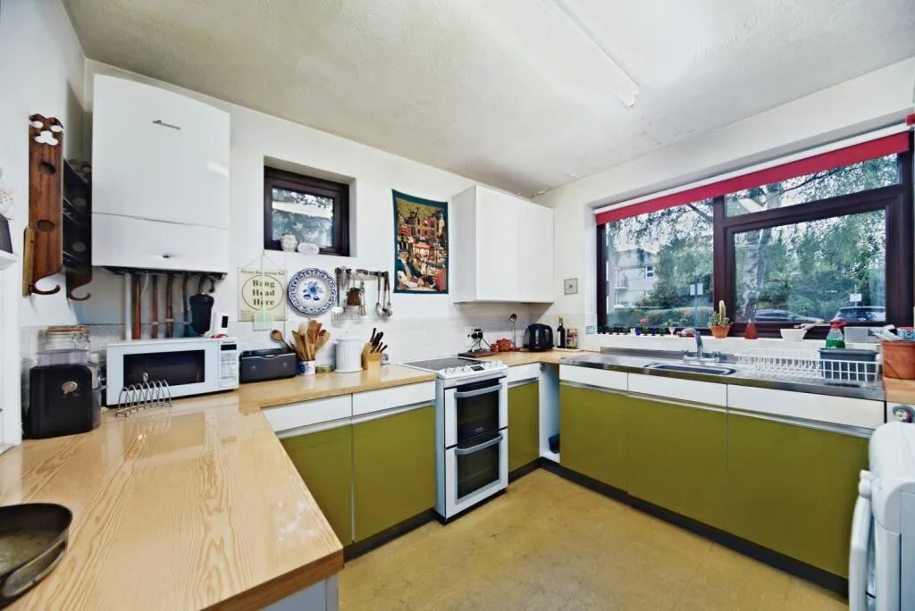 2 bed Block of Apartments