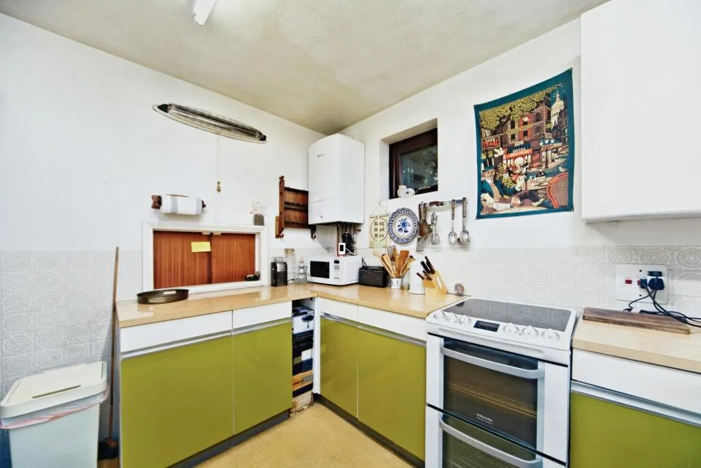 2 bed Block of Apartments