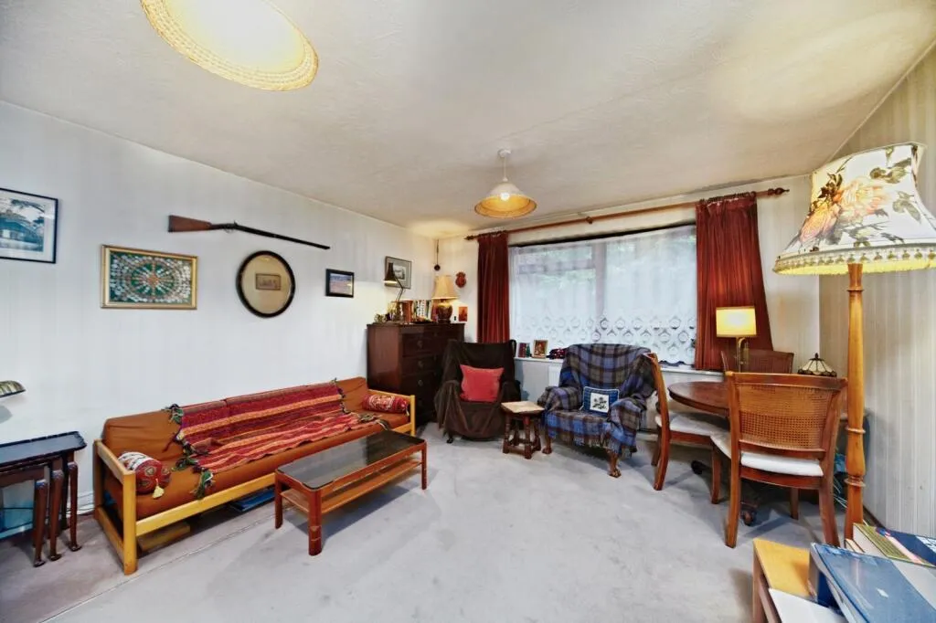 2 bed Block of Apartments