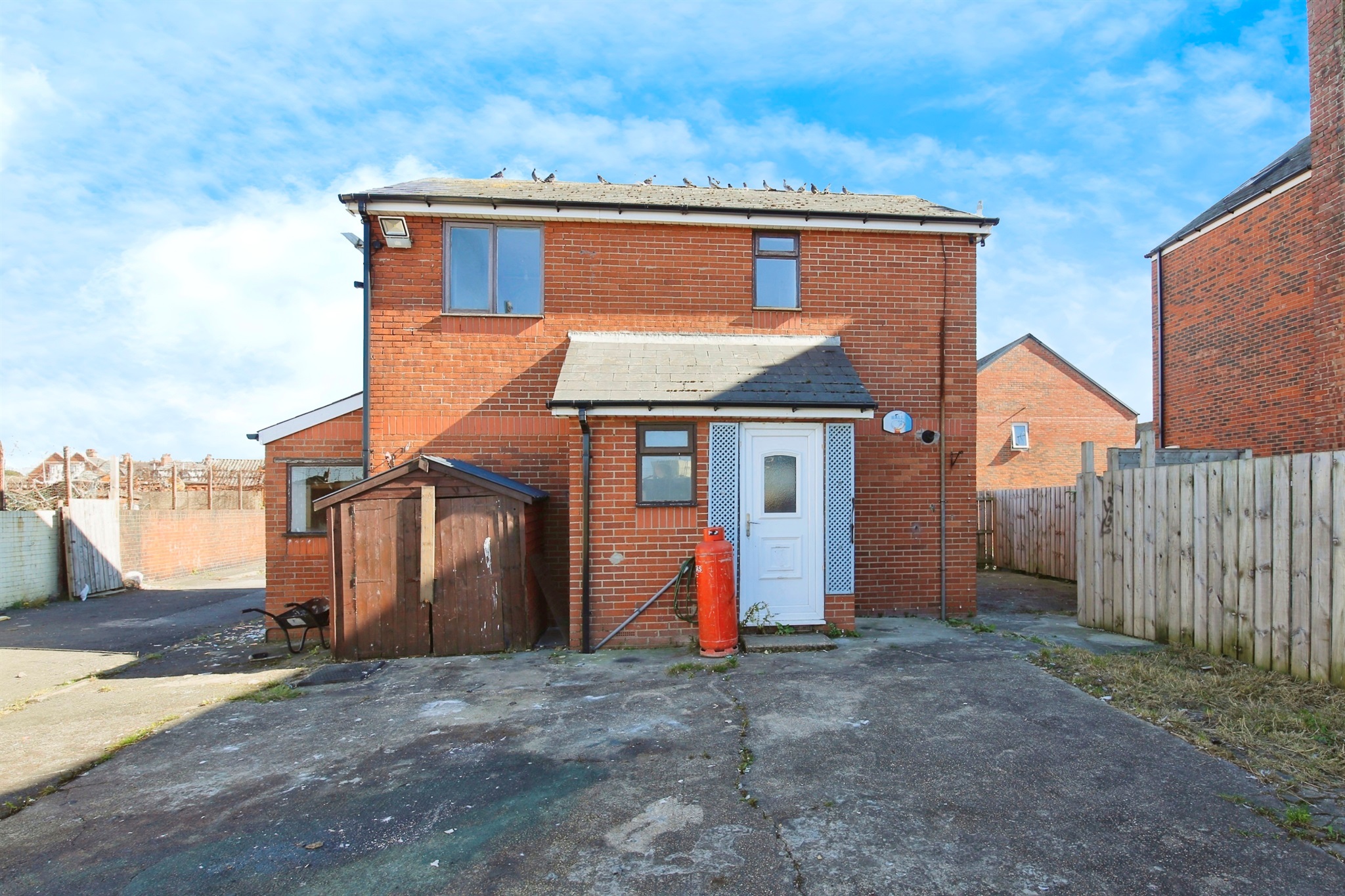 14 bed Semi-Detached