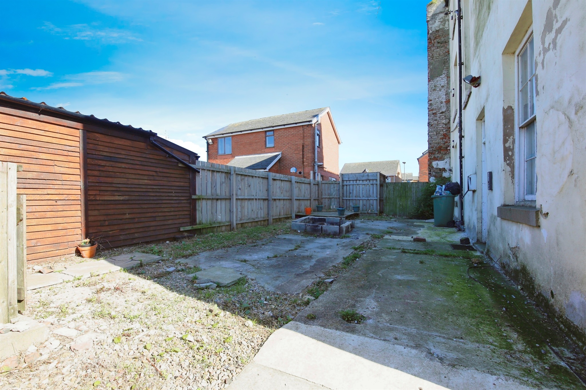 14 bed Semi-Detached