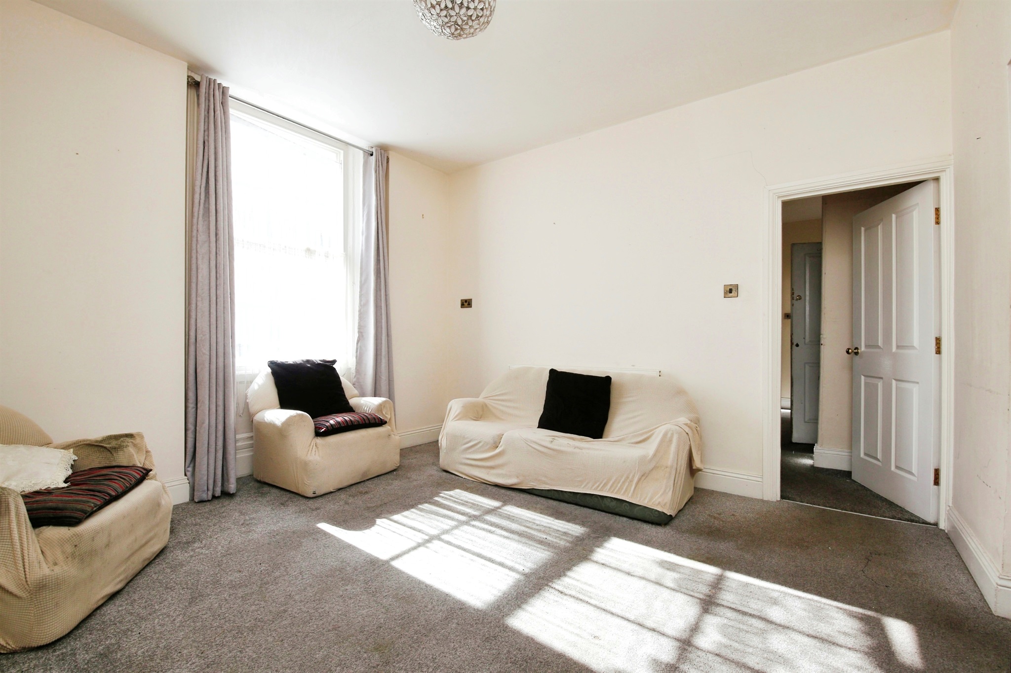 14 bed Semi-Detached