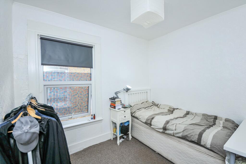 4 bed Terraced