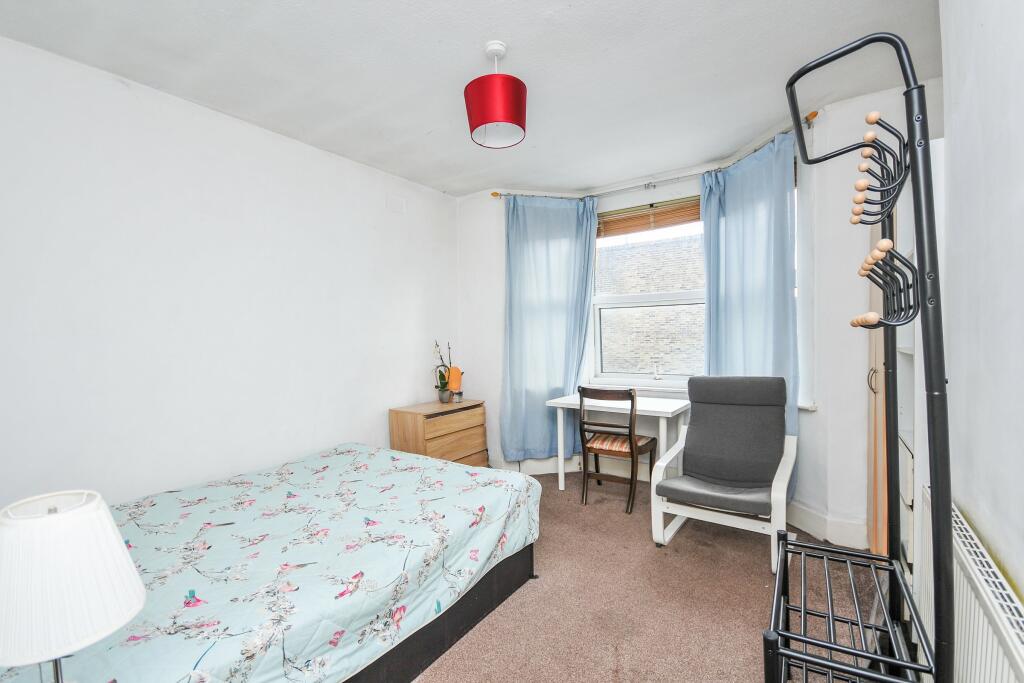4 bed Terraced
