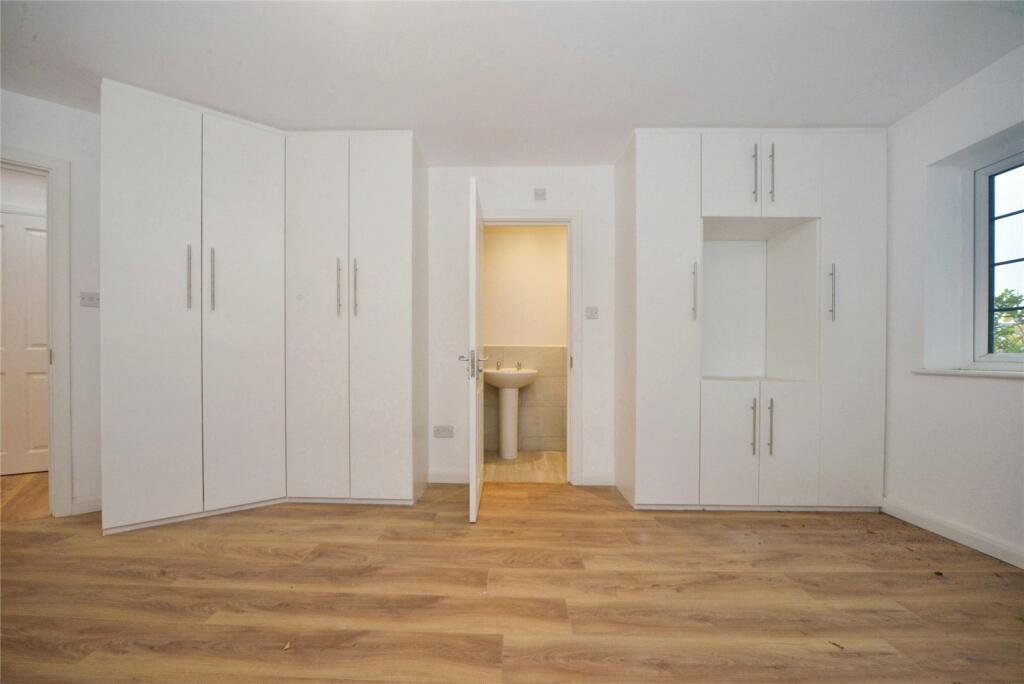 11 bed Block of Apartments