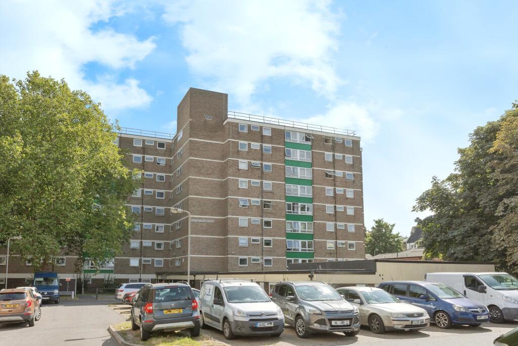 1 bed Apartment