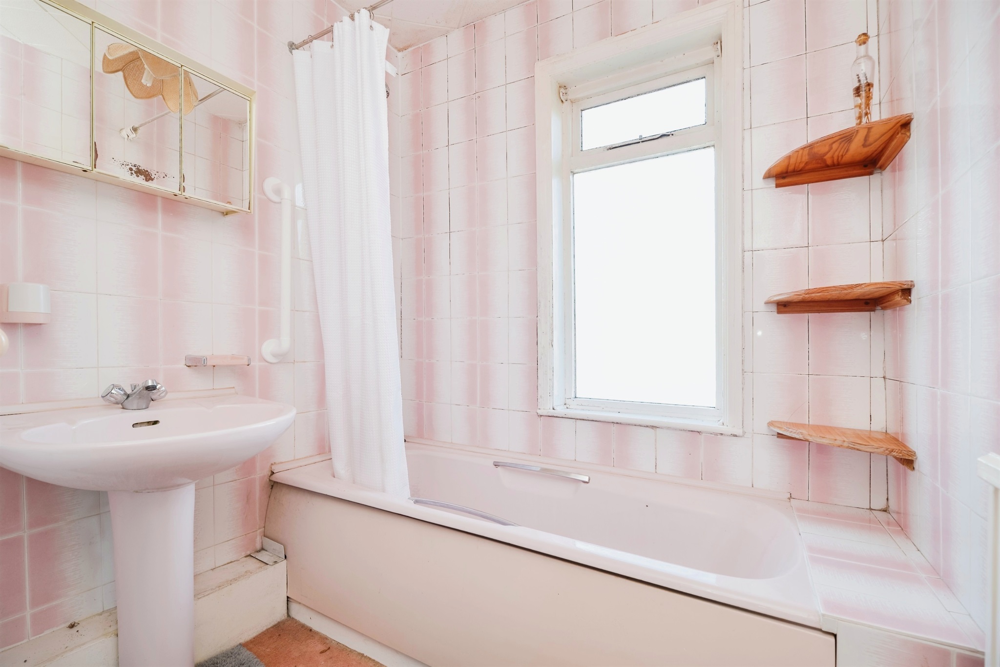 3 bed Semi-Detached