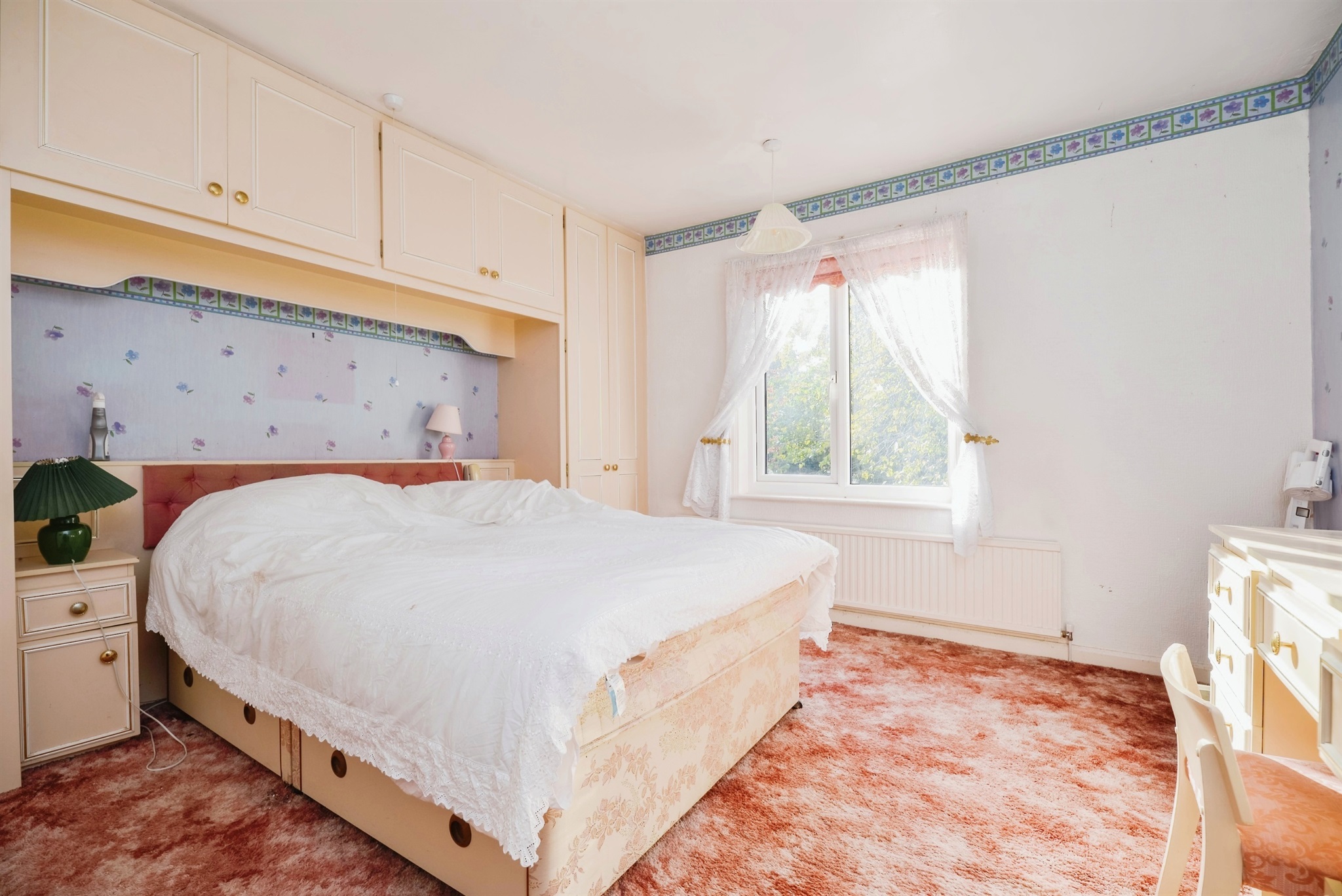 3 bed Semi-Detached