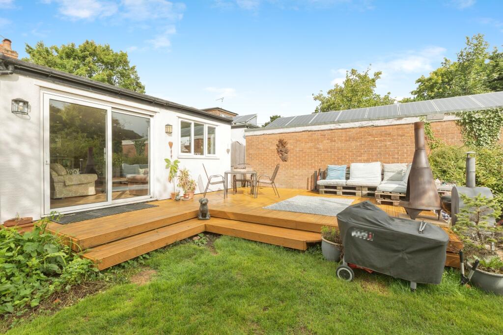 4 bed Bungalow