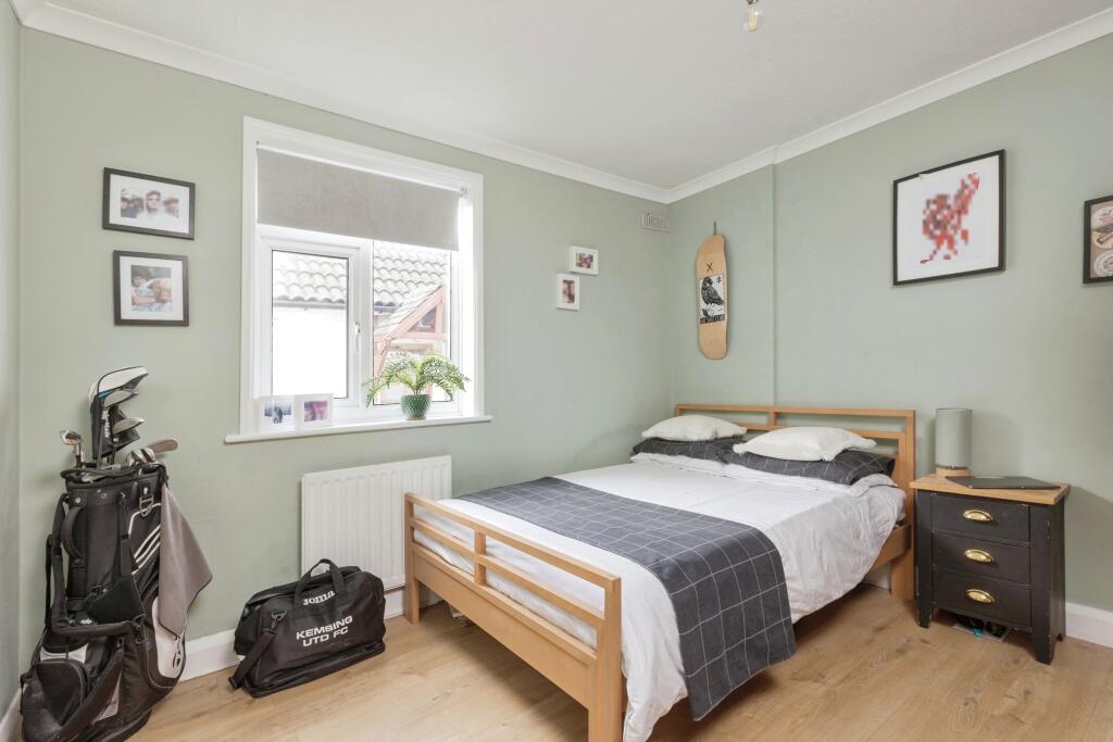 4 bed Bungalow