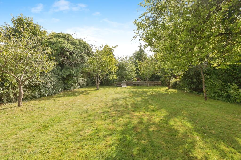 4 bed Bungalow