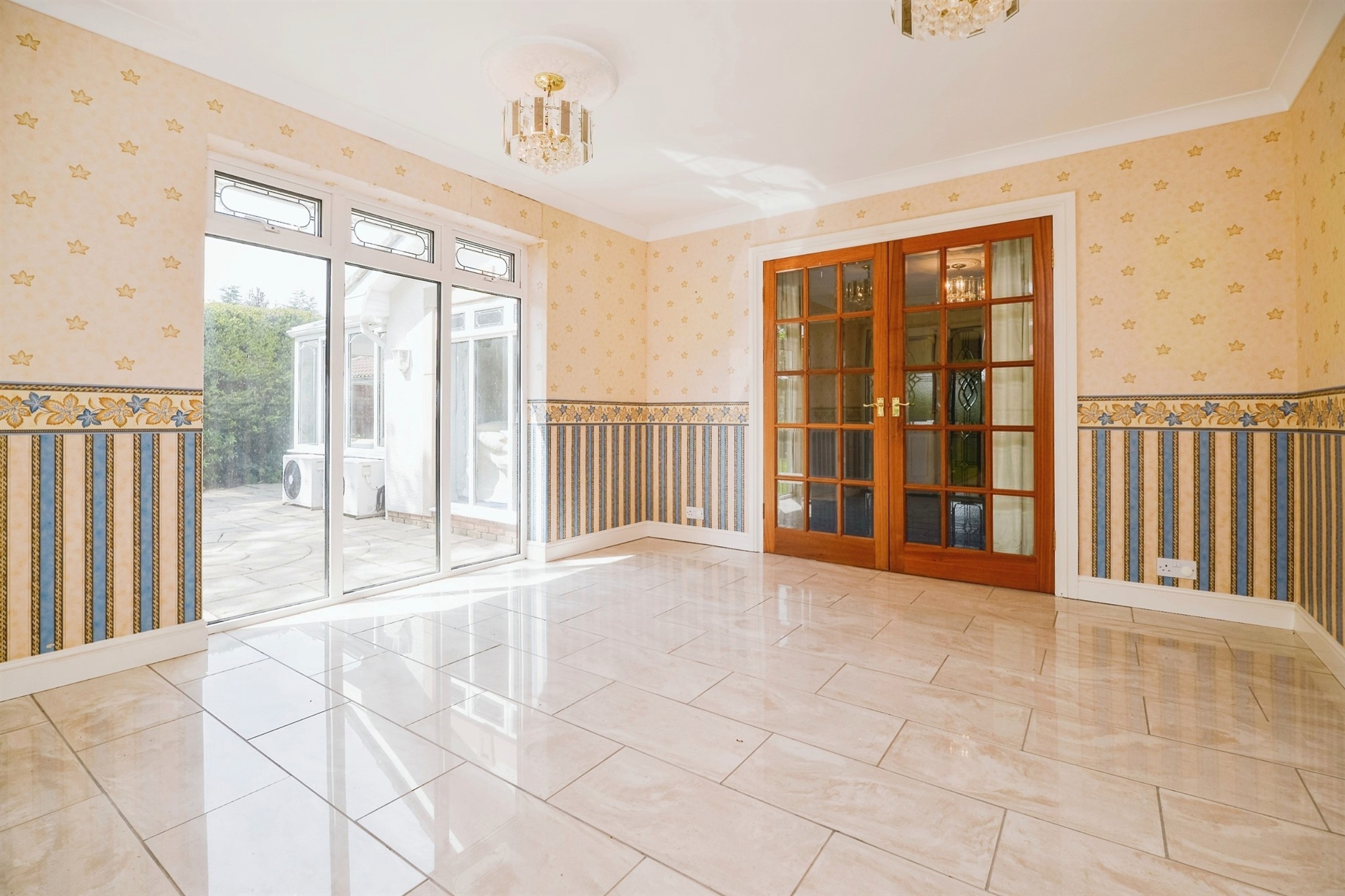 4 bed Detached