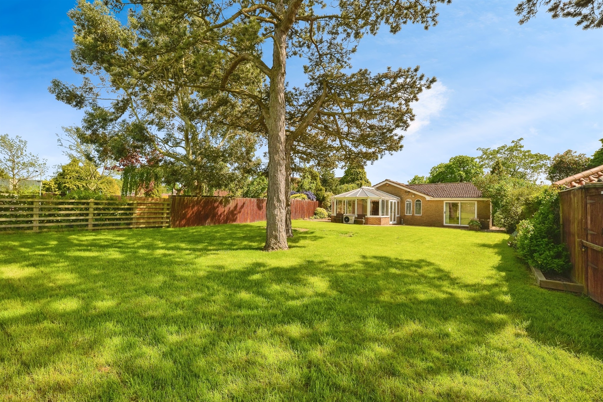 4 bed Detached