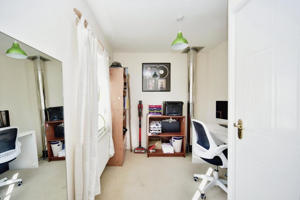 2 bed House