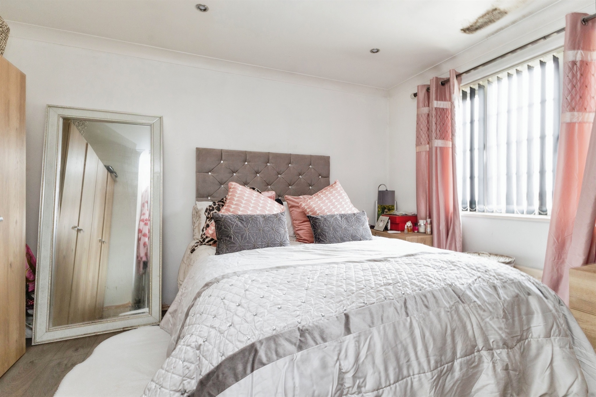 3 bed Semi-Detached