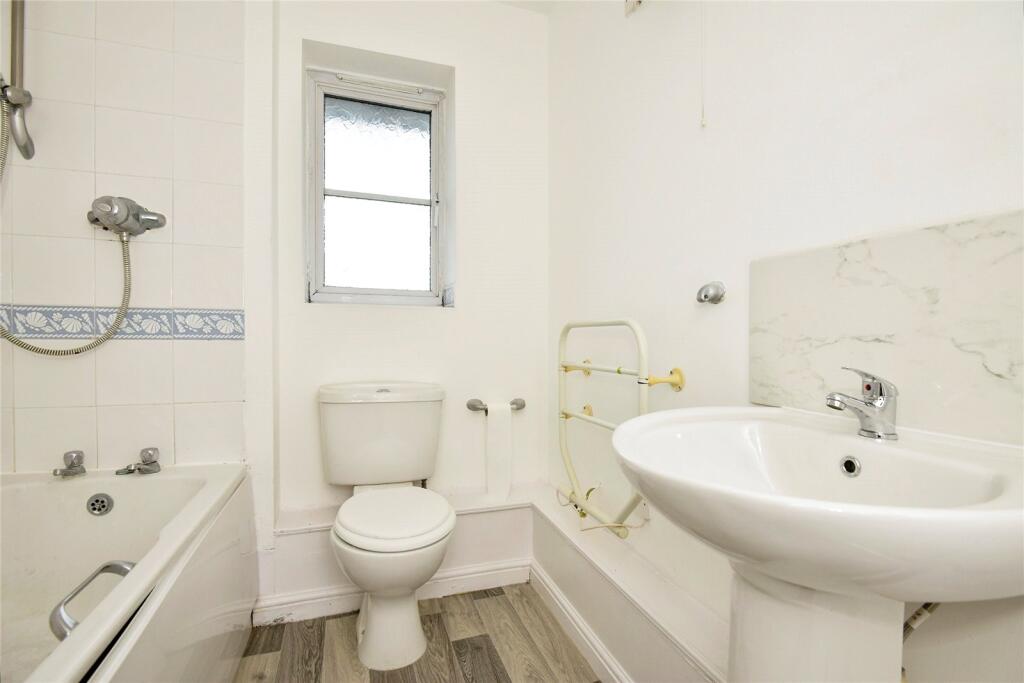 2 bed Apartment