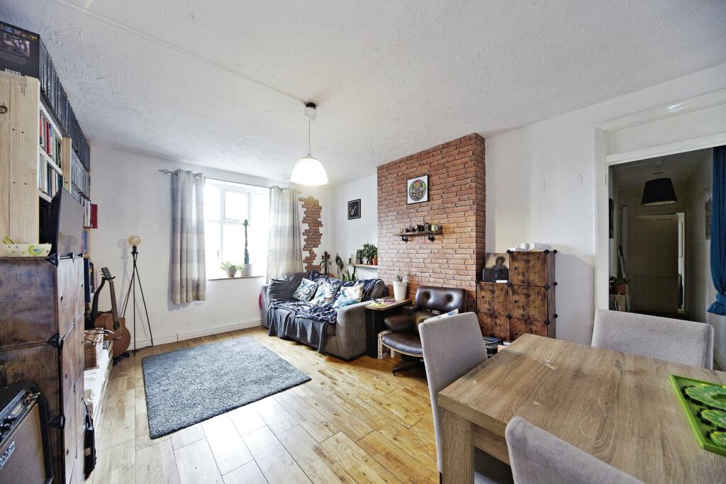 2 bed Apartment