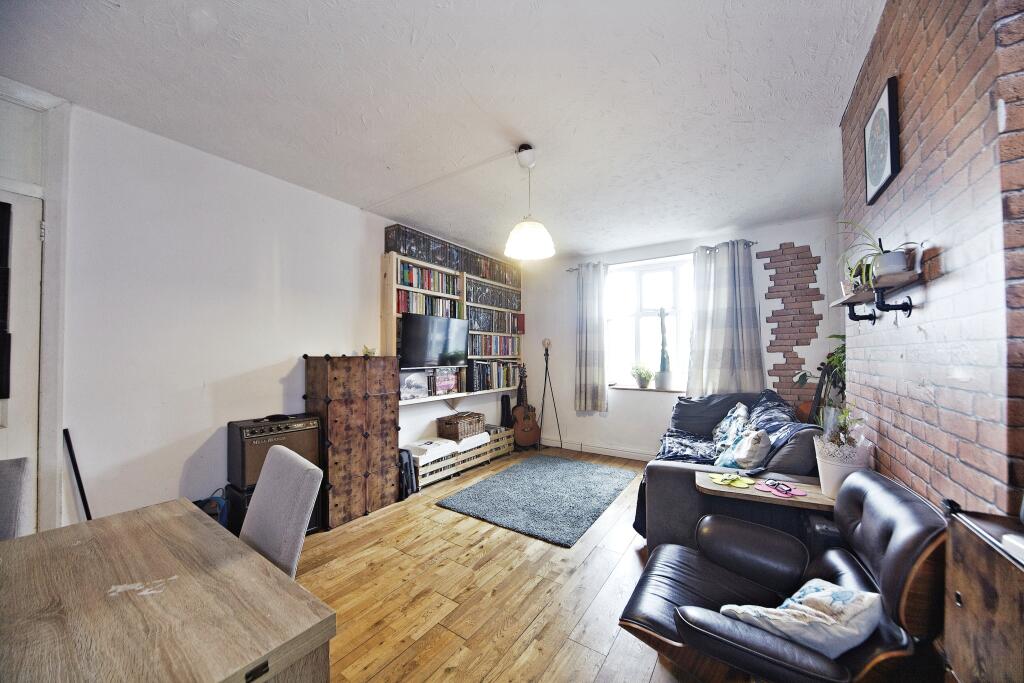 2 bed Apartment