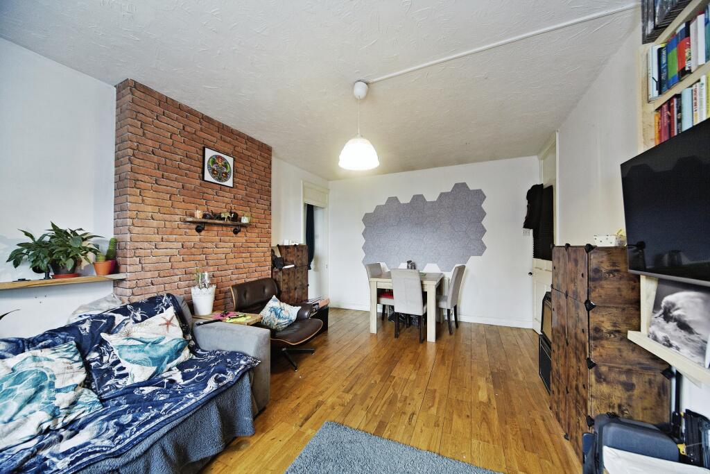 2 bed Apartment
