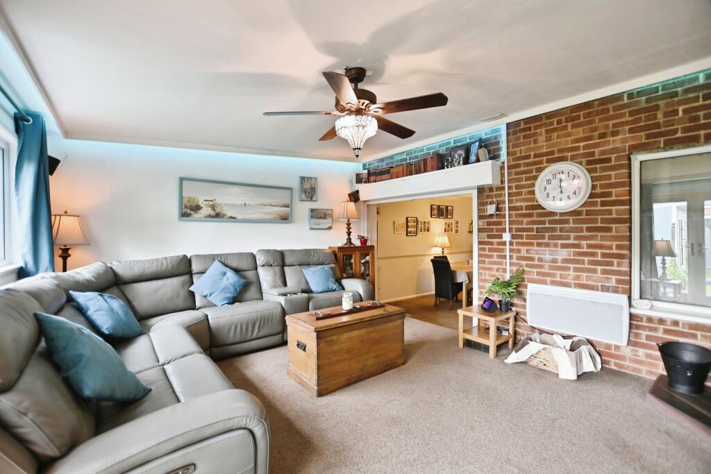 3 bed Semi-Detached