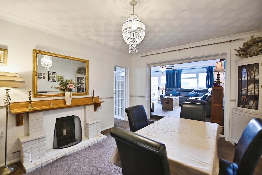 3 bed Semi-Detached