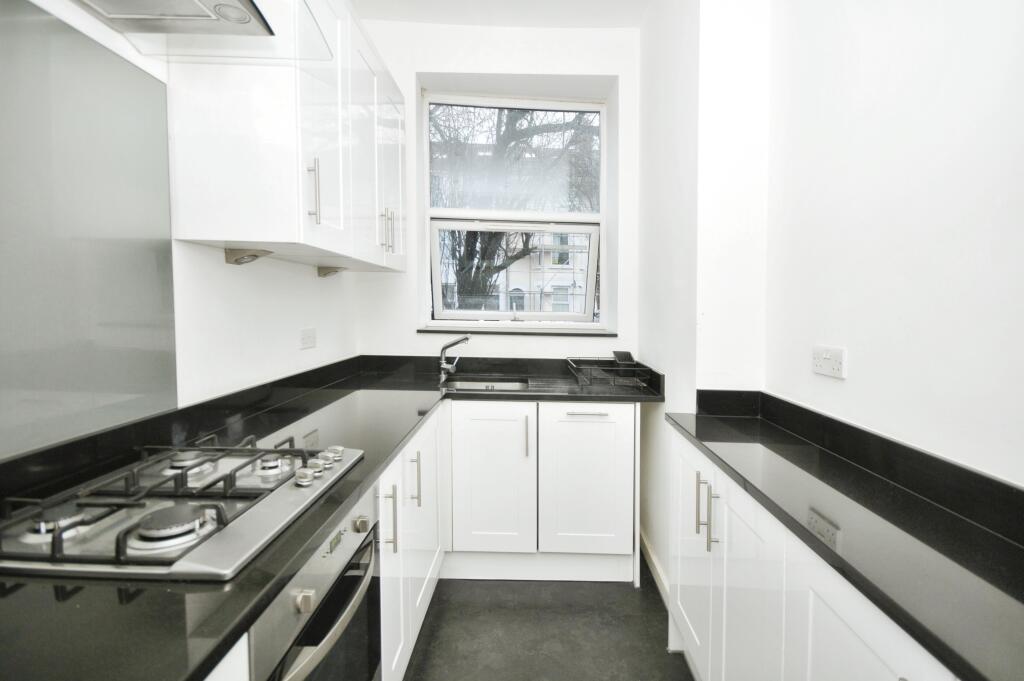 1 bed Ground Flat