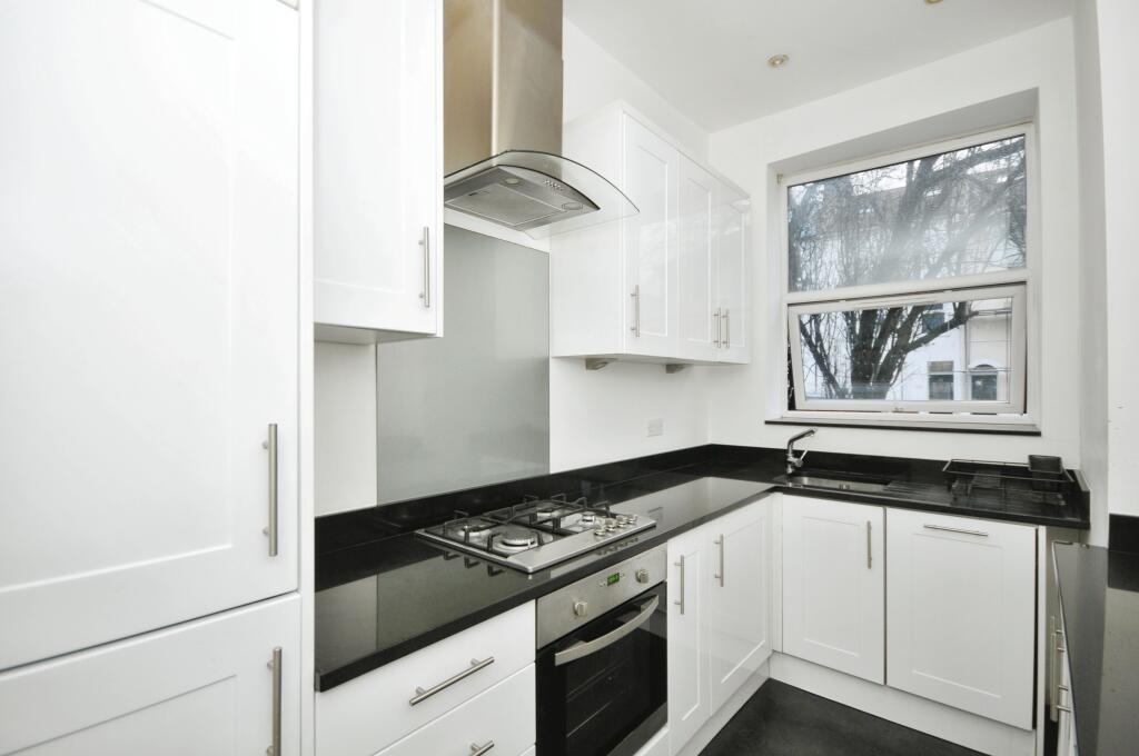 1 bed Ground Flat