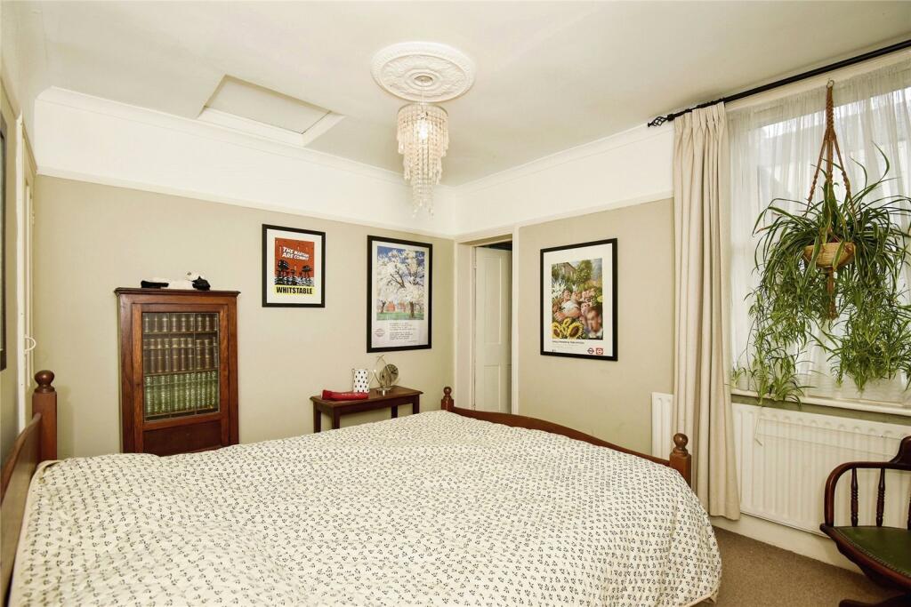 2 bed Terraced