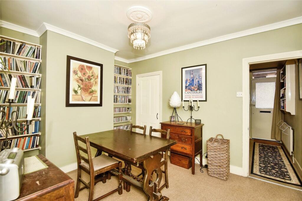 2 bed Terraced