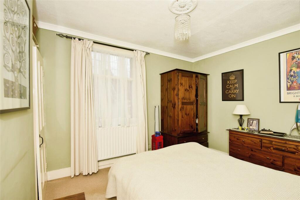 2 bed Terraced