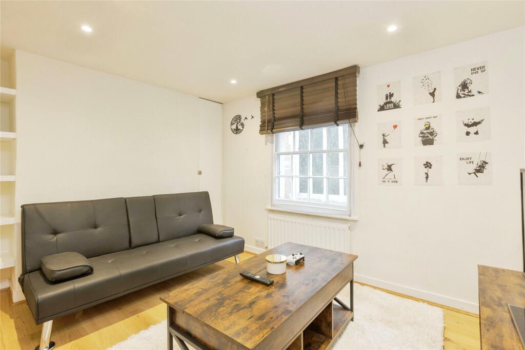 3 bed End of Terrace