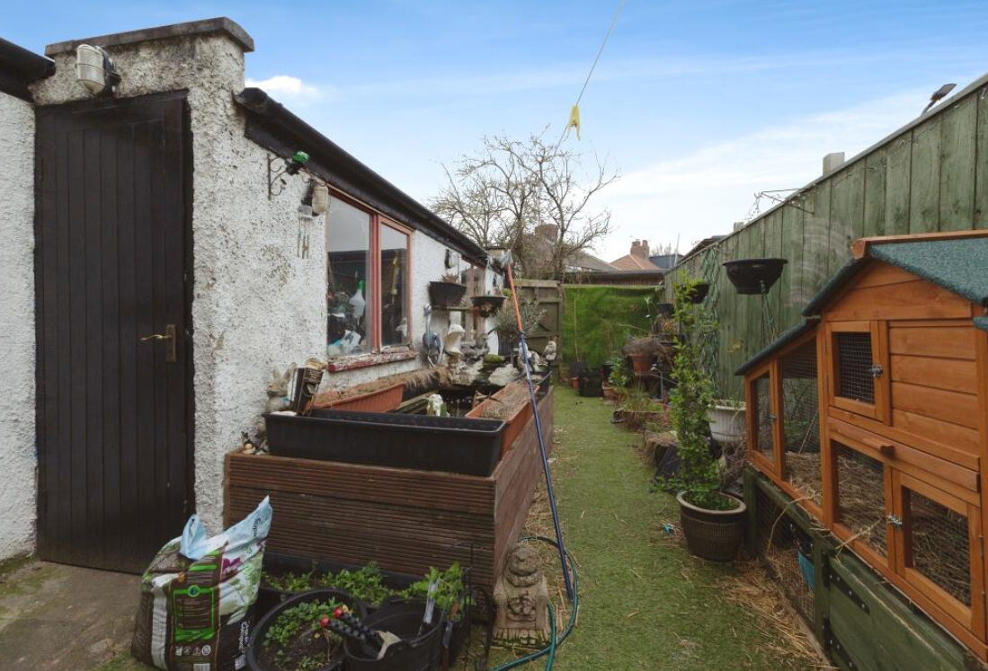 3 bed Terraced