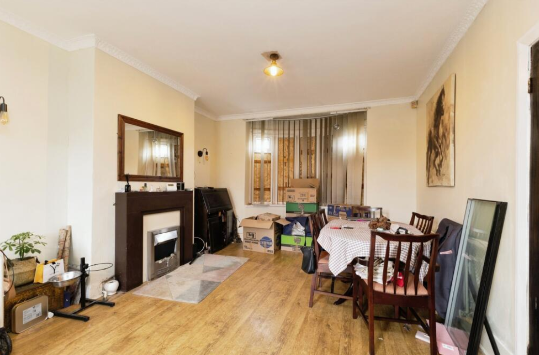 3 bed Terraced