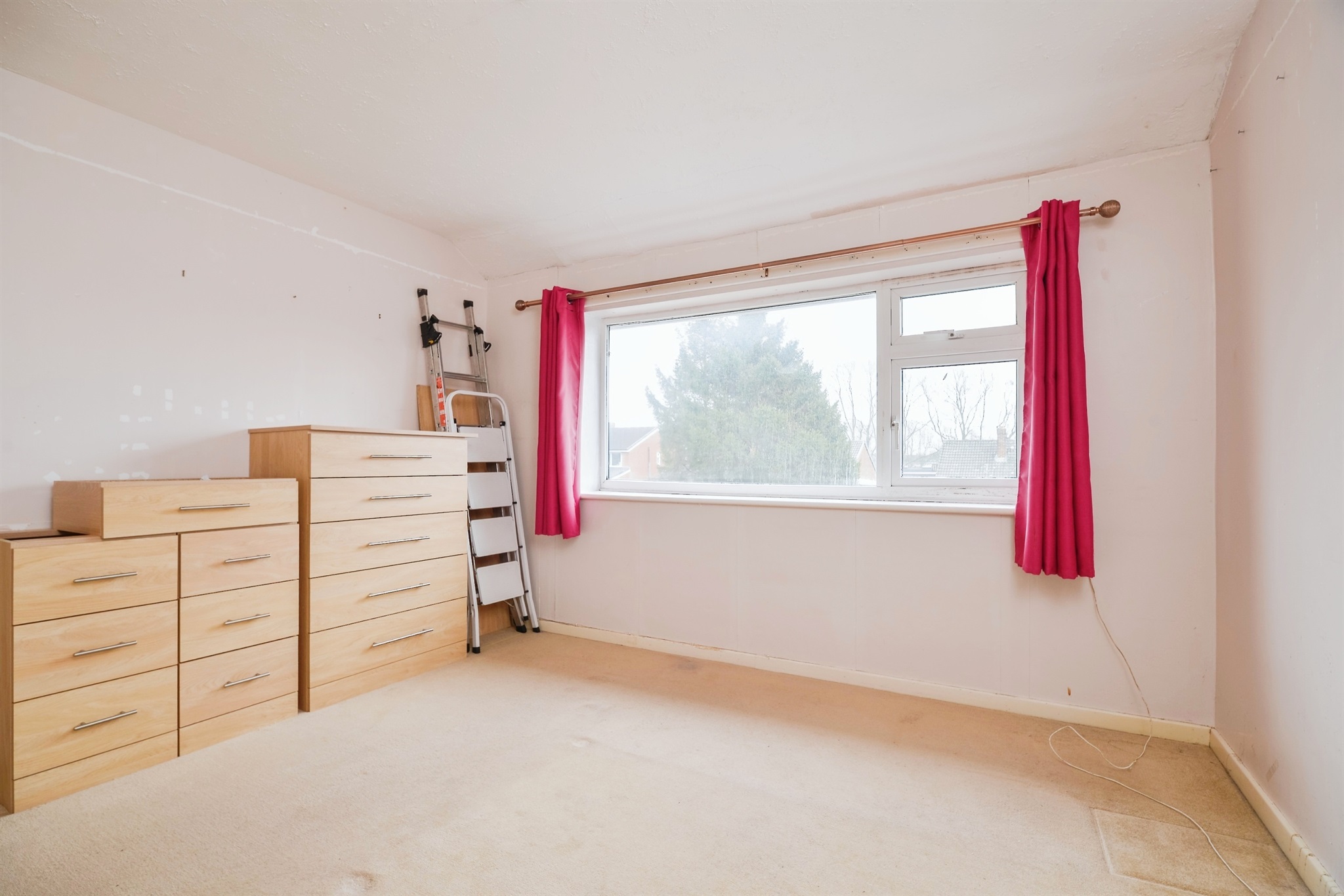 3 bed Semi-Detached
