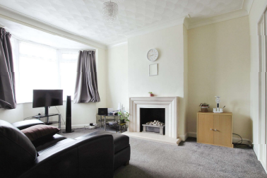 5 bed Semi-Detached