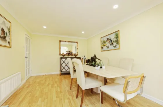 2 bed Semi-Detached Bungalow