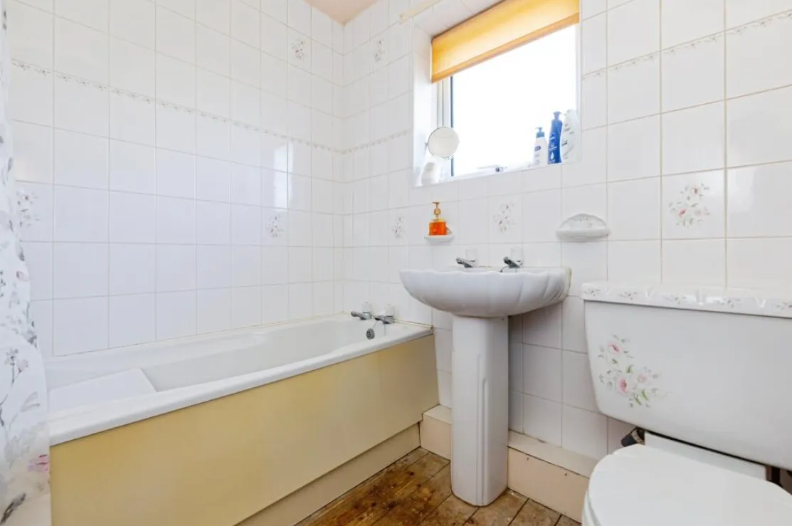 3 bed Terraced